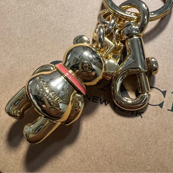 NWT Coach Gold 3D Bear Bag Charm Keychain Pink Collar Star Eye Gift Set F87166 - Picture 5 of 5